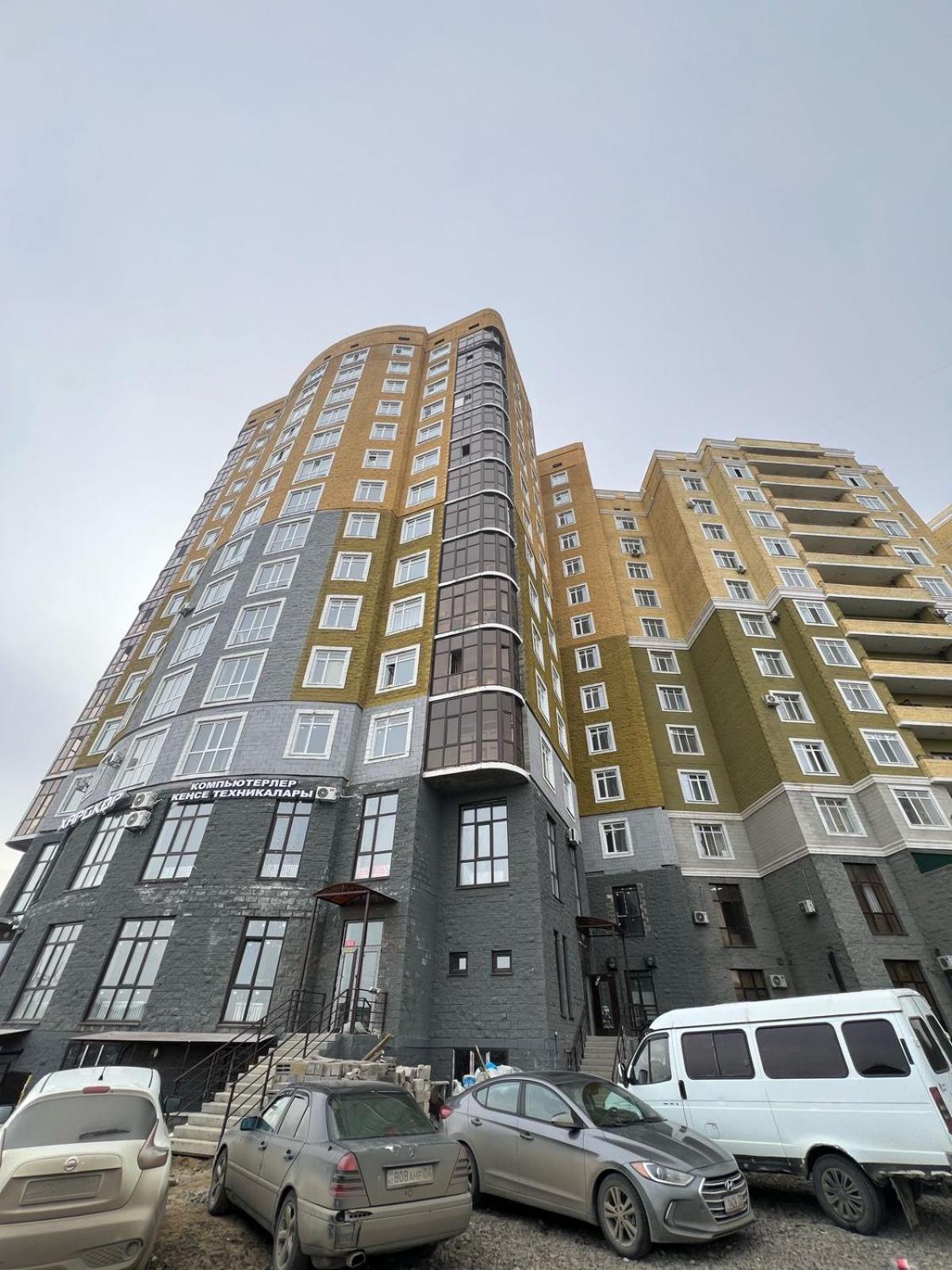 красивая евродвушка в центре города, 11 мкр, керуен сити Apartment Aktobe